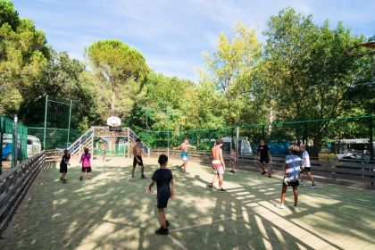 Camping Les Rivières****